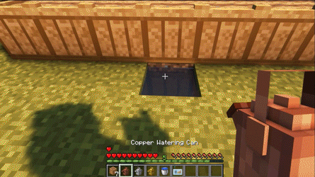 スプリンクラーとジョウロ